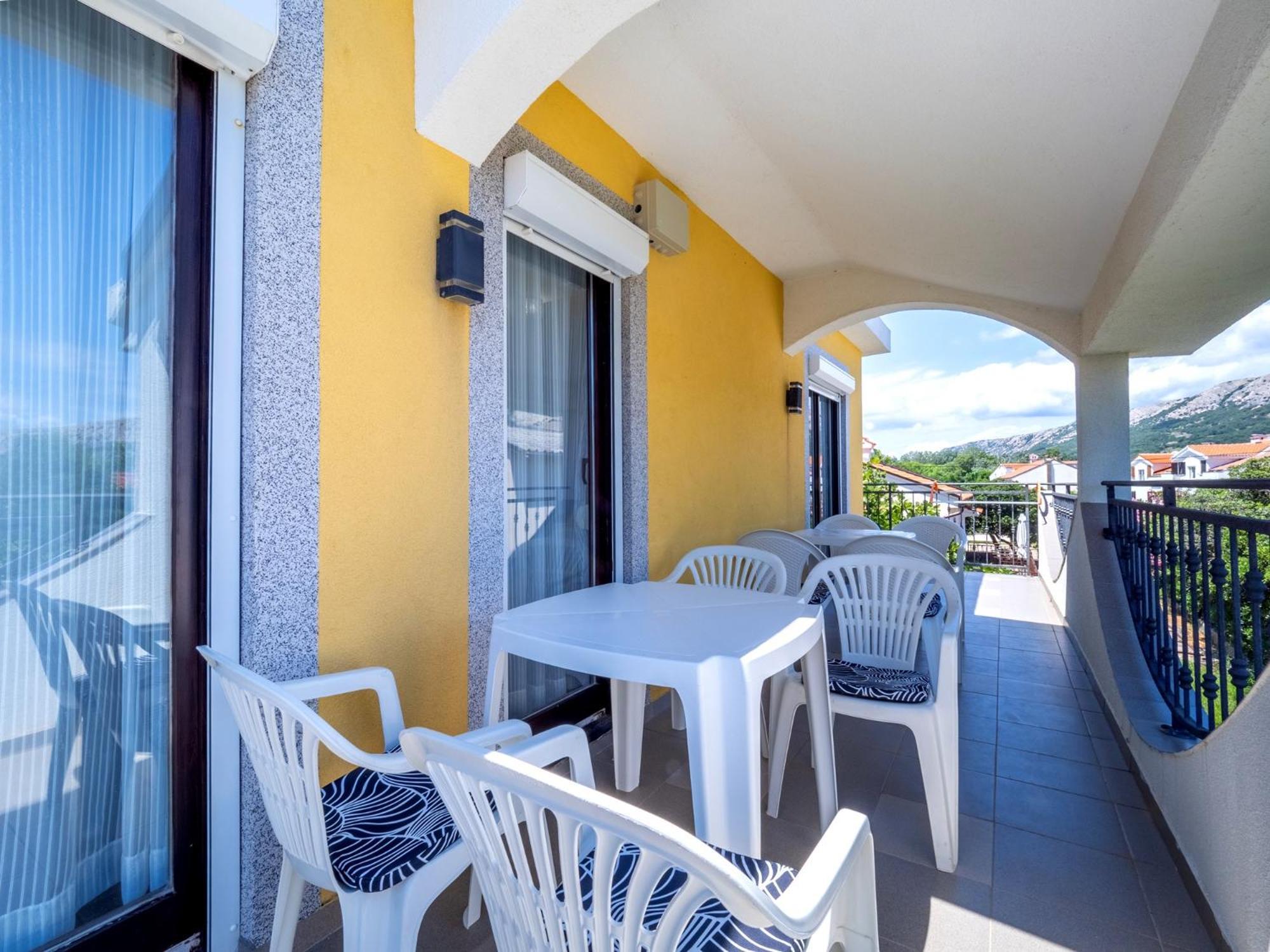 Apartments Bianca Baška Екстериор снимка