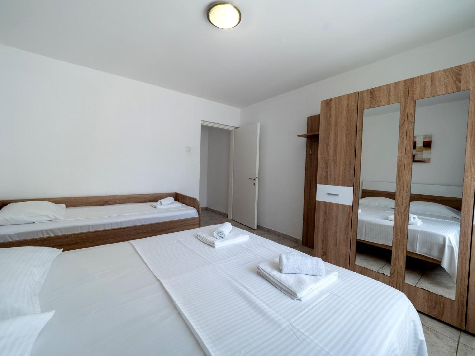 Apartments Bianca Baška Екстериор снимка